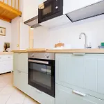 Santa Giulia - Centralissimo Vicino Al Porto Apartman *